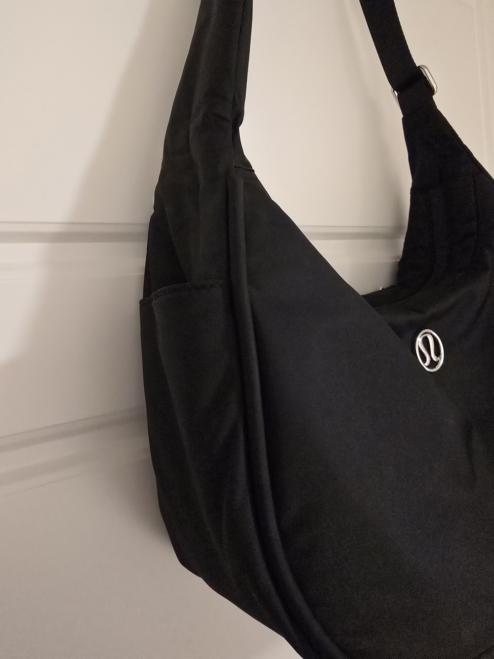 Lululemon City Essentials Shoulder Bag 4L - Picture 3 of 6